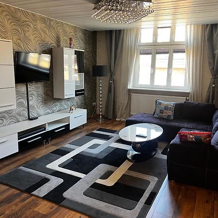 Schoenes City-Apartment Im Zentrum Mit Balkon Hof  Exteriér fotografie